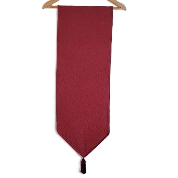 Dark Red Patterned Table Runner with Tassels Elegant Christmas Holiday - Picture 1 of 8